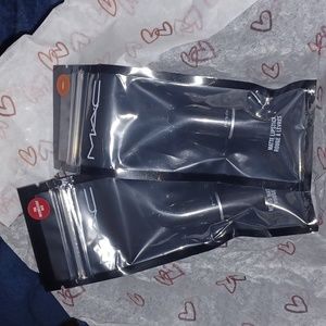 MAC- Perfect Pairs- 2 Mini Lipsticks w/ Gift Box including Stickers!!